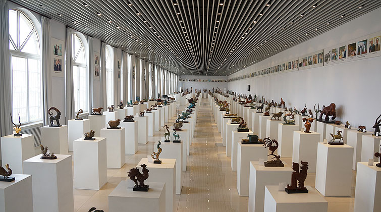 宇達高端創意青銅藝術禮品館